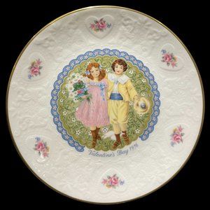 Vintage Royal Doulton Valentines Day Plate in Original Box